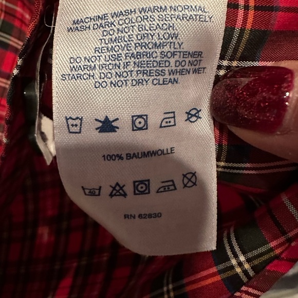 EUC Lands End Womens Red Plaid Festive Cotton Longsleeve Button Up Top SIZE 10 - Picture 5 of 5